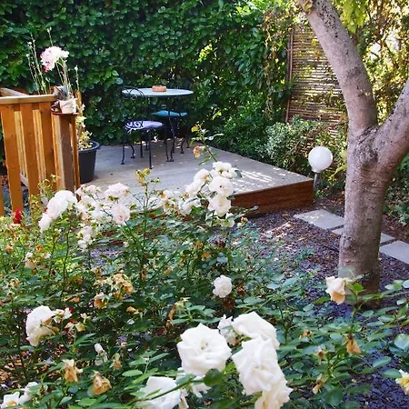 Nature And Garden Apartment *